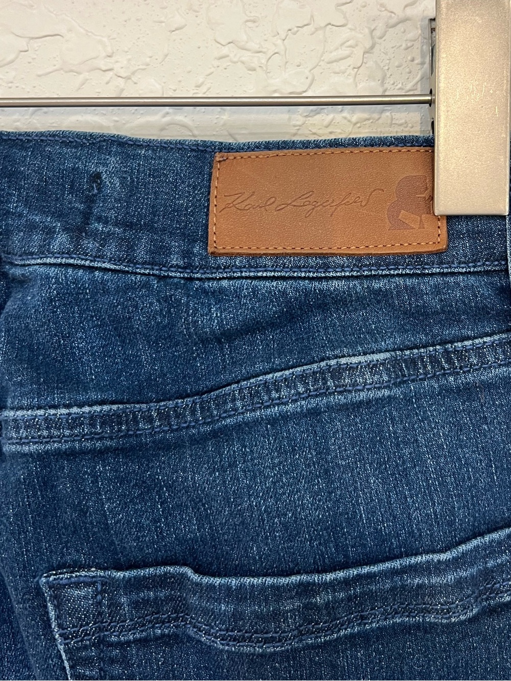 Karl Lagerfeld Raw Hem Fringe Crop Cuffed Jeans Size 12 - Picture 4 of 10